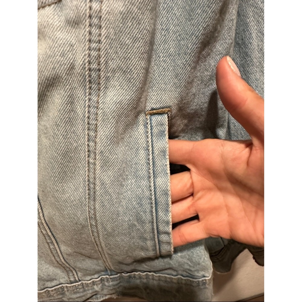 Universal Thread Light Blue Oversized Denim Jacket - Trucker Style - Women's Med - Picture 8 of 11